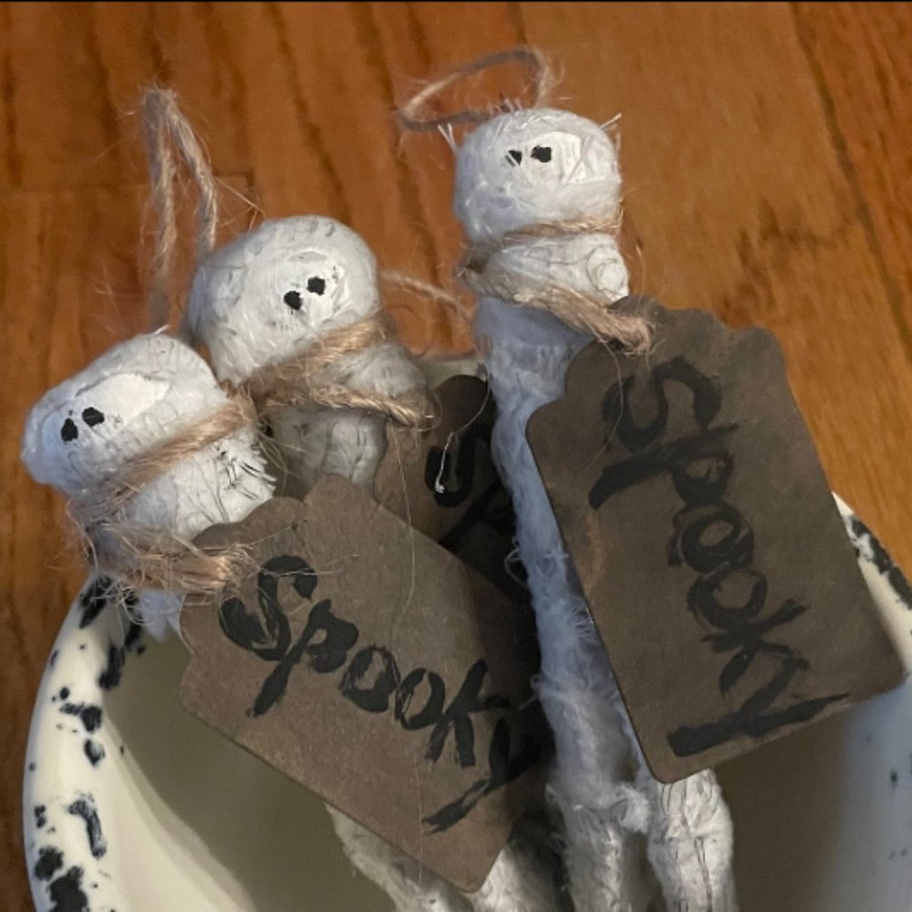 Spooky Mummy Vintage Clothespin Ornament